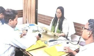 महीनों से लंबित भूमि परिमार्जन का लोक शिकायत में हुआ समाधान, परिवादी को मिली राहत