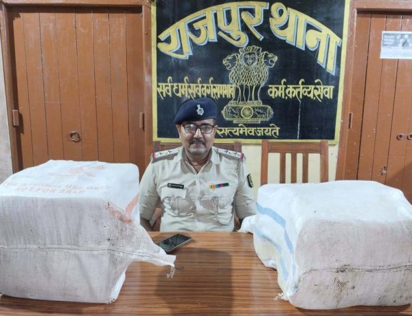 सीमा पर बढ़ी चौकसी तो बधार में छिपाई शराब की खेप, 51 लीटर जब्त