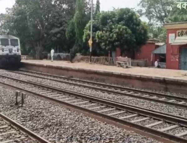 टुड़ीगंज में दो प्रमुख ट्रेनों के ठहराव की कवायद तेज, सांसद ने रेल मंत्री से की पहल