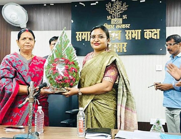 जिला परिषद की बैठक में विकास योजनाओं पर मंथन