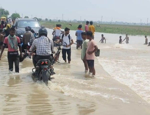 गंगा का उफान बढ़ा, दियारा की राहें डूबीं; 10 हजार की आबादी पर बाढ़ का खतरा