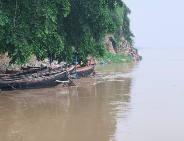 बक्सर में गंगा ने फिर पकड़ी रफ्तार, चेतावनी बिंदु से महज 18 सेंटीमीटर नीचे