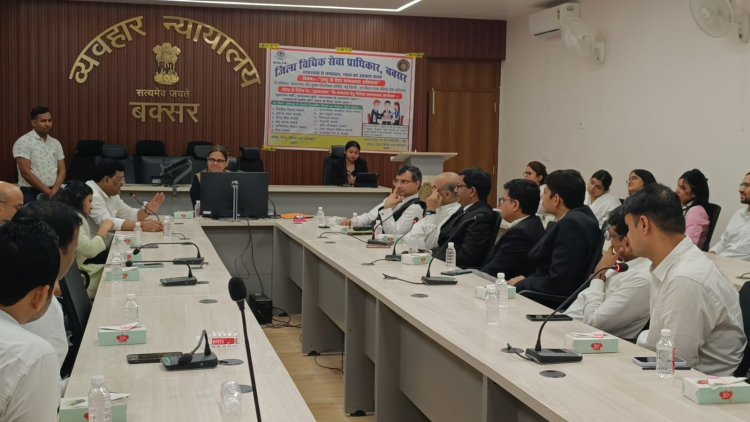 मध्यस्थता से सुलझाएं विवाद, अदालतों का बोझ घटाने पर जोर