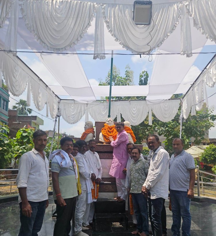 शहीदों की शहादत से नई पीढ़ी ले प्रेरणा : रवि उज्ज्वल कुशवाहा
