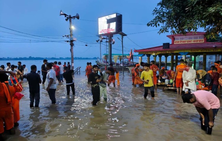 राहत की खबर, खतरे के निशान के करीब पहुंच थमा गंगा का जलस्तर