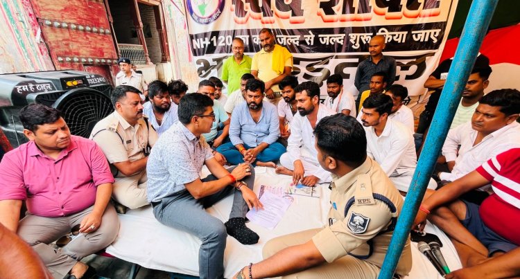 एनएच-120 पर भारी वाहनों की रोक से मिलेगी तत्काल राहत, री-टेंडरिंग का भरोसा