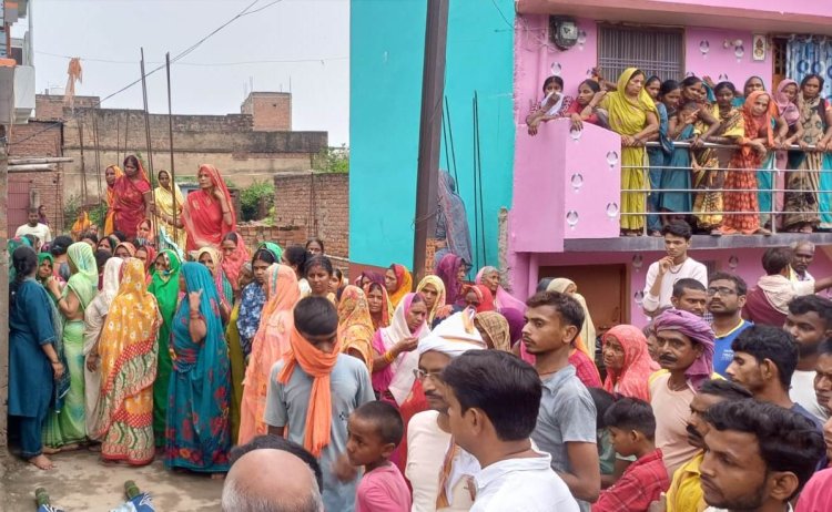 सड़क हादसे में डुमरांव निवासी कामगर की पंजाब में मौत, शव आते ही मची चिख-पुकार