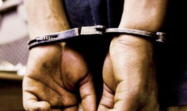 बाल कटवाने के दौरान सैलून में हुआ विवाद, सात गिरफ्तार
