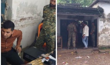 आधार सेंटर पर छापा, कंप्यूटर जब्त; 9 हजार से अधिक नकद बरामद