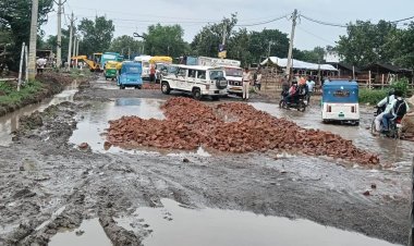 खबर का असर: यादव मोड़ पर सड़क की भराई के साथ नाला निर्माण की कवायद तेज