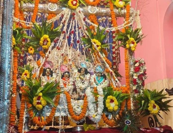 आधी रात जन्मे नंदलाल, जयकारों से गूंज उठा राजगढ़ का बांके बिहारी मंदिर