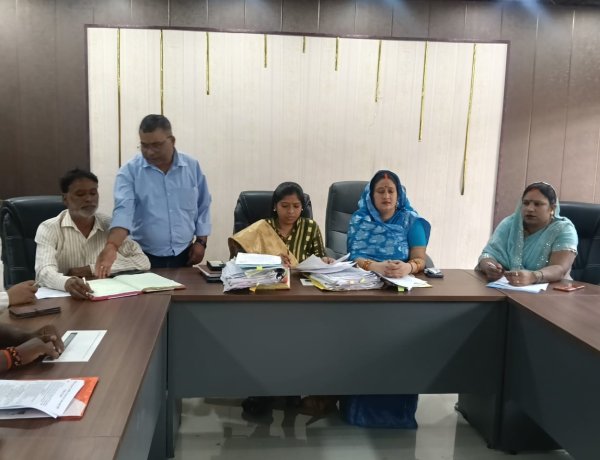 चौसा स्टेशन रोड बनेगा नगर का नया आकर्षण