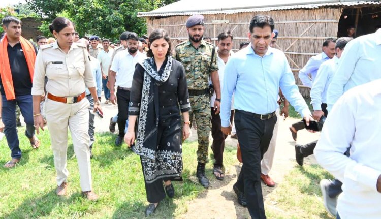 बाढ़ को लेकर प्रशासन हाई अलर्ट, प्रभारी सचिव ने प्रभावित इलाकों का लिया जायजा