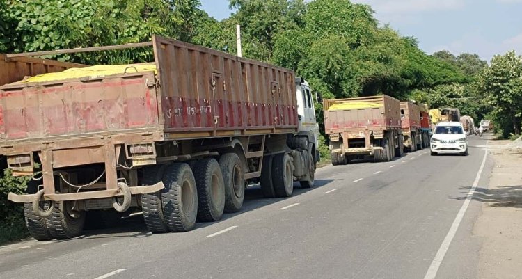 निर्धारित ठिकानों को छोड़ दानी कुटिया पर थम रहे ट्रक, नो-एंट्री व्यवस्था बेअसर