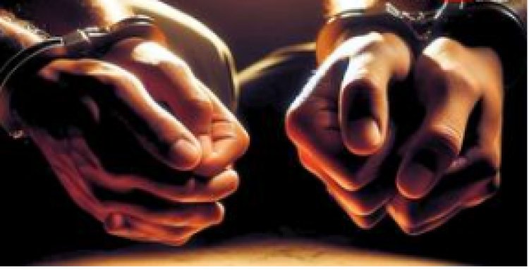 शराब के खिलाफ कार्रवाई में दो गिरफ्तार, तस्करी में इस्तेमाल बाइक भी जब्त