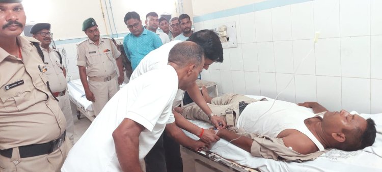 बि-सैप गेस्ट हाउस का जर्जर गेट भरभराकर गिरा, ड्यूटी पर तैनात सिपाही जख्मी