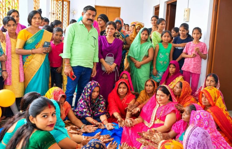 हुनर से बदलेगी तस्वीर, 700 महिलाओं ने थामा आत्मनिर्भरता का रास्ता