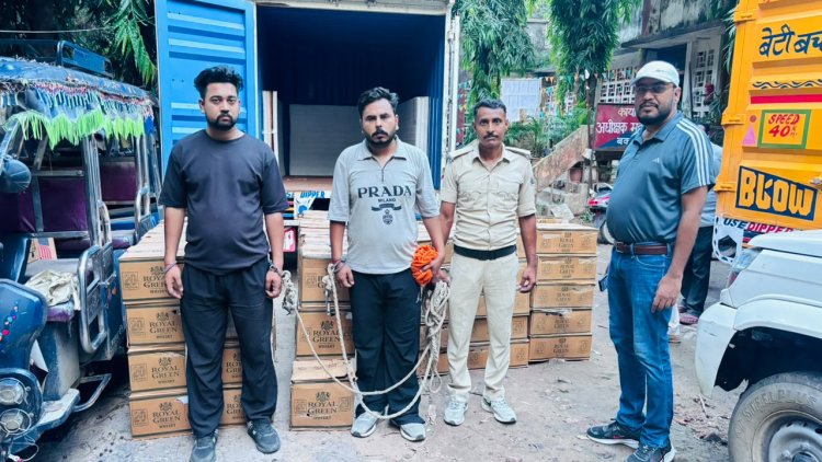 डाक पार्सल की आड़ में शराब की बड़ी खेप, 10 लाख की विदेशी शराब के साथ दो गिरफ्तार