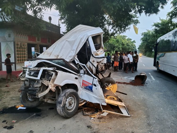 पचदरवा पुल पर पुलिस गश्ती वाहन को ट्रक ने मारी टक्कर, एसआई समेत तीन घायल