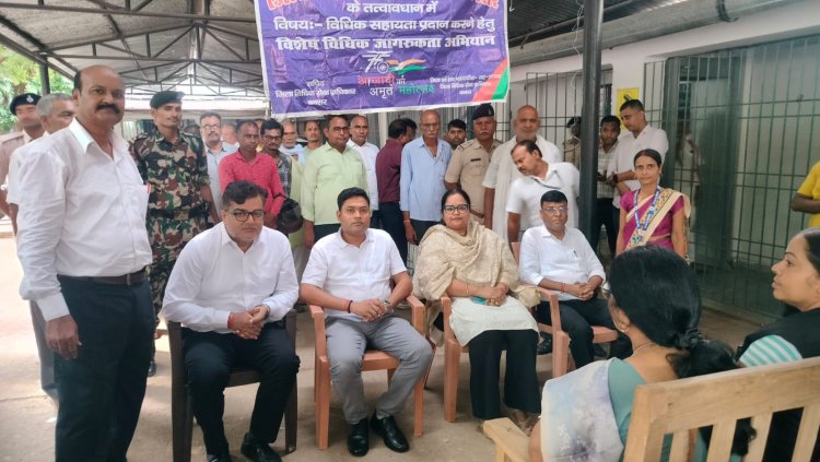 ‘चुप्पी नहीं, शिकायत जरूरी’, कार्यस्थल पर महिलाओं के अधिकारों की दी जानकारी