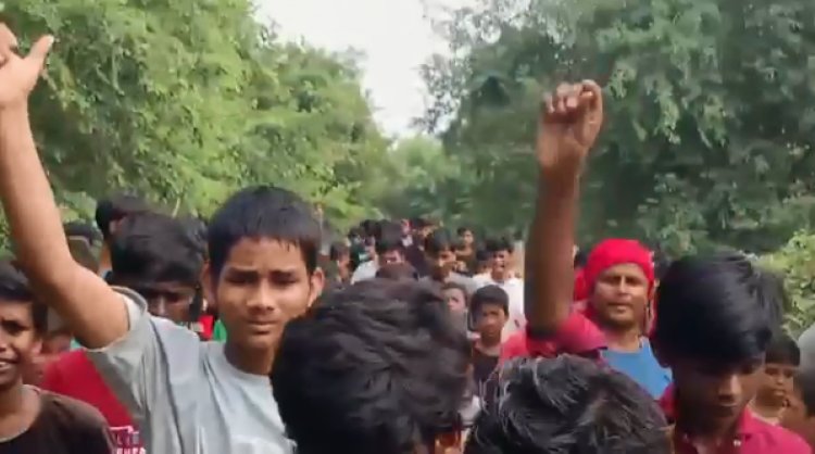 सुविधाओं की कमी के विरोध में 200 छात्र-छात्राओं का पैदल मार्च, डीएम से मिलने पर अड़े