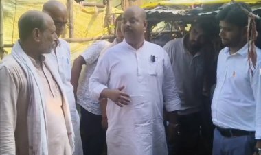 खबर का असर : खबर छपी तो बुजुर्ग भाई-बहन के दरवाजे पहुंचा पूरा प्रशासन