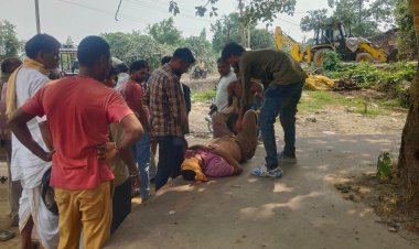 महादेवा घाट के पास आमने सामने भिड़ी दो बाइक, दुर्घटना में 48 वर्षीय युवक गंभीर, वाराणसी रेफर; दूसरा बाइक सवार फरार