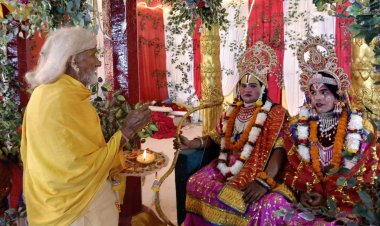 रामराज्य की झलक, फूलों की होली और सम्मान के साथ विदा हुआ बक्सर का विजयादशमी महोत्सव