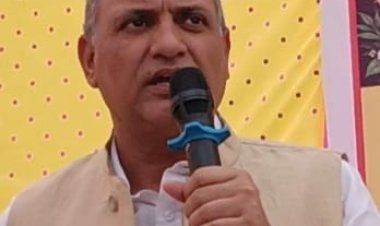 वोट चोरी के मुद्दे पर पीछे हटने को तैयार नहीं राजद, मुख्य चुनाव आयुक्त के इस्तीफे की मांग