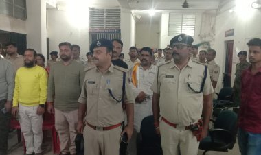 सरदार पटेल की जयंती पर डुमरांव थाने में मना राष्ट्रीय एकता दिवस, पुलिसकर्मियों ने ली अखंडता की शपथ