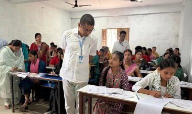 कड़ी निगरानी के बीच शुरू हुई स्नातक सेमेस्टर-तीन की परीक्षा, पहले दिन दो परीक्षार्थी रहे गैरहाजिर