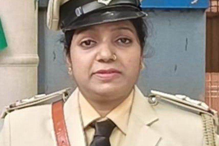 लापरवाही और अवैध हथियार मामले में मुरार थानाध्यक्ष निलंबित