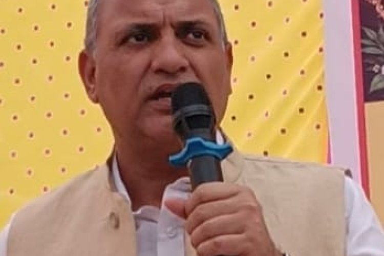वोट चोरी के मुद्दे पर पीछे हटने को तैयार नहीं राजद, मुख्य चुनाव आयुक्त के इस्तीफे की मांग