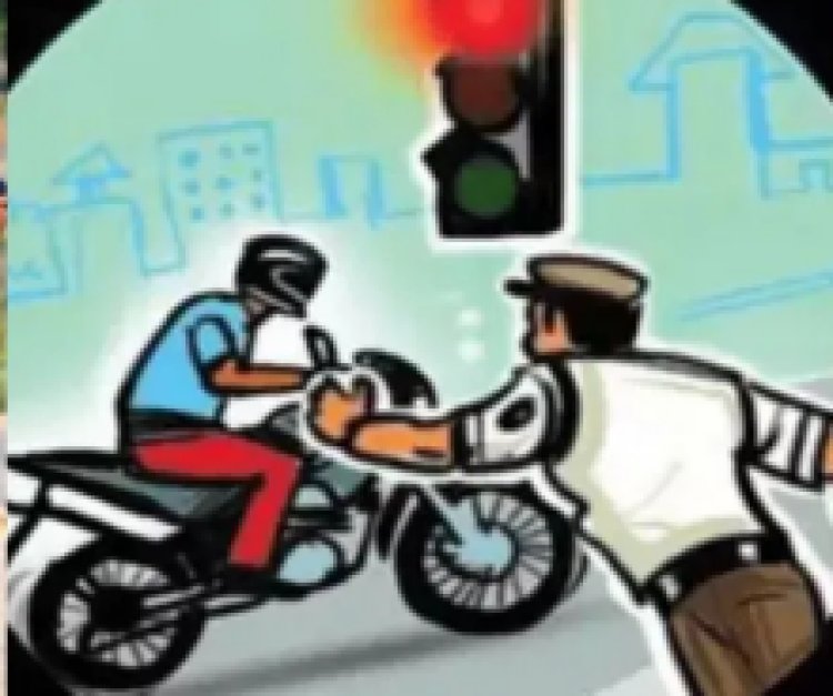 नो-एंट्री तोड़ने वालों पर पुलिस का शिकंजा, छह ट्रकों से 10,500 रुपये वसूला जुर्माना