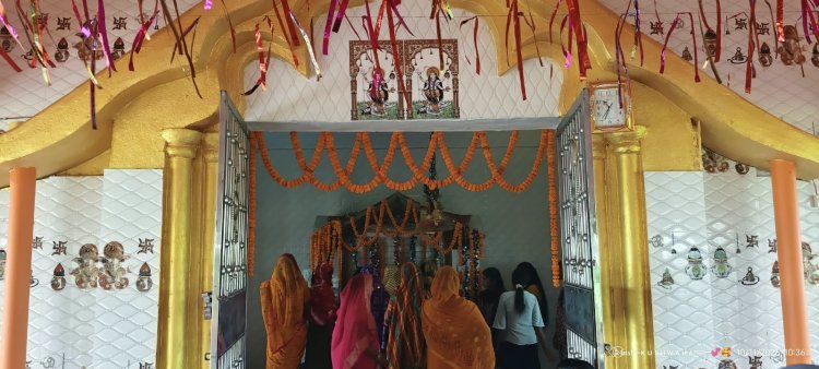 केसठ में मां ब्रह्मचारिणी की विधि-विधान से हुई पूजा, मंदिरों में उमड़ी भक्तों की भारी भीड़