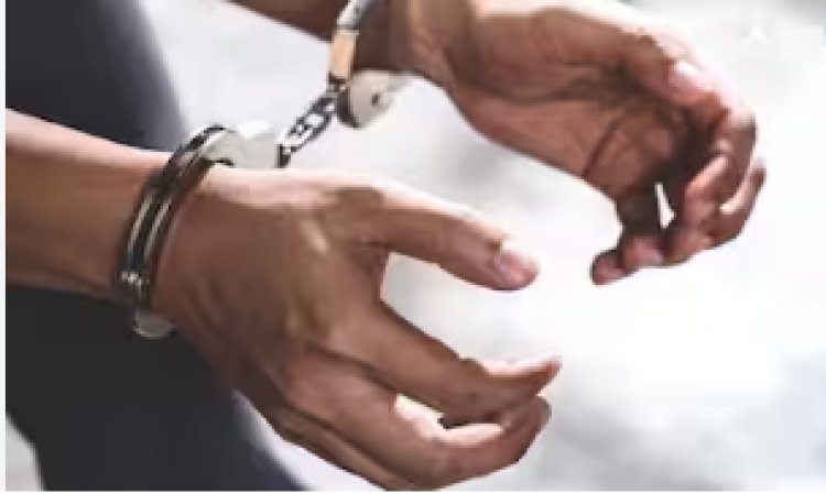शराबकांड में पुलिस की दबिश, मुंगांव से फरार आरोपी गिरफ्तार
