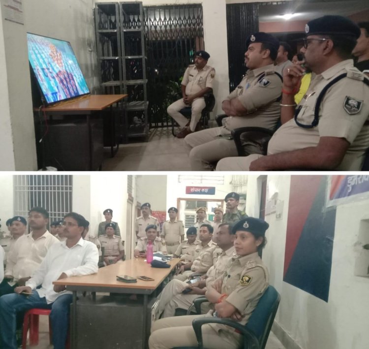 सरदार पटेल की जयंती पर डुमरांव थाने में मना राष्ट्रीय एकता दिवस, पुलिसकर्मियों ने ली अखंडता की शपथ